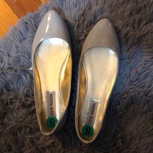 Steve Madden light gray flats